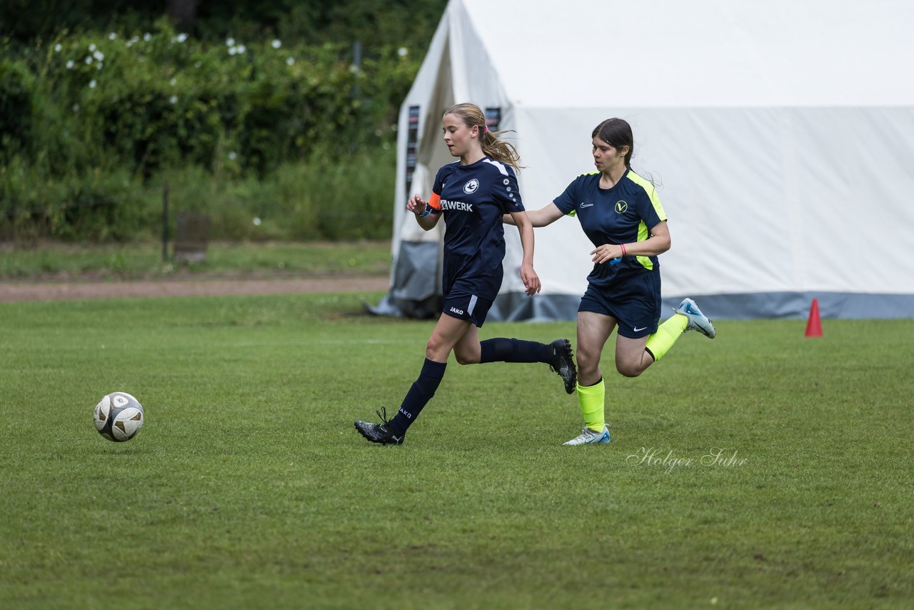 Bild 146 - Loewinnen Cup
